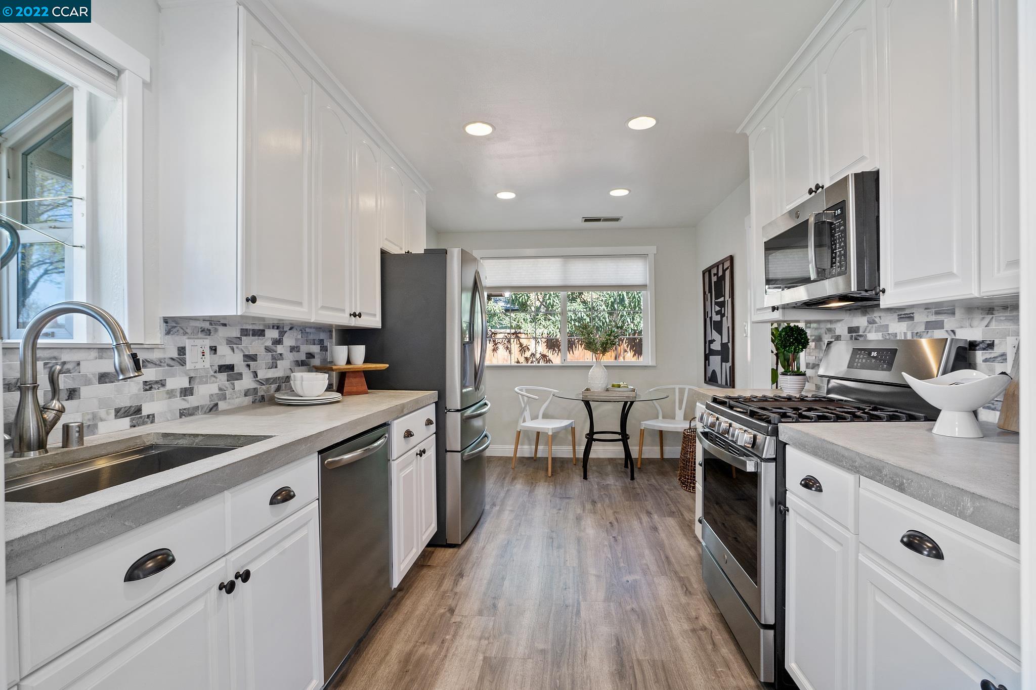 2507 Erie Dr