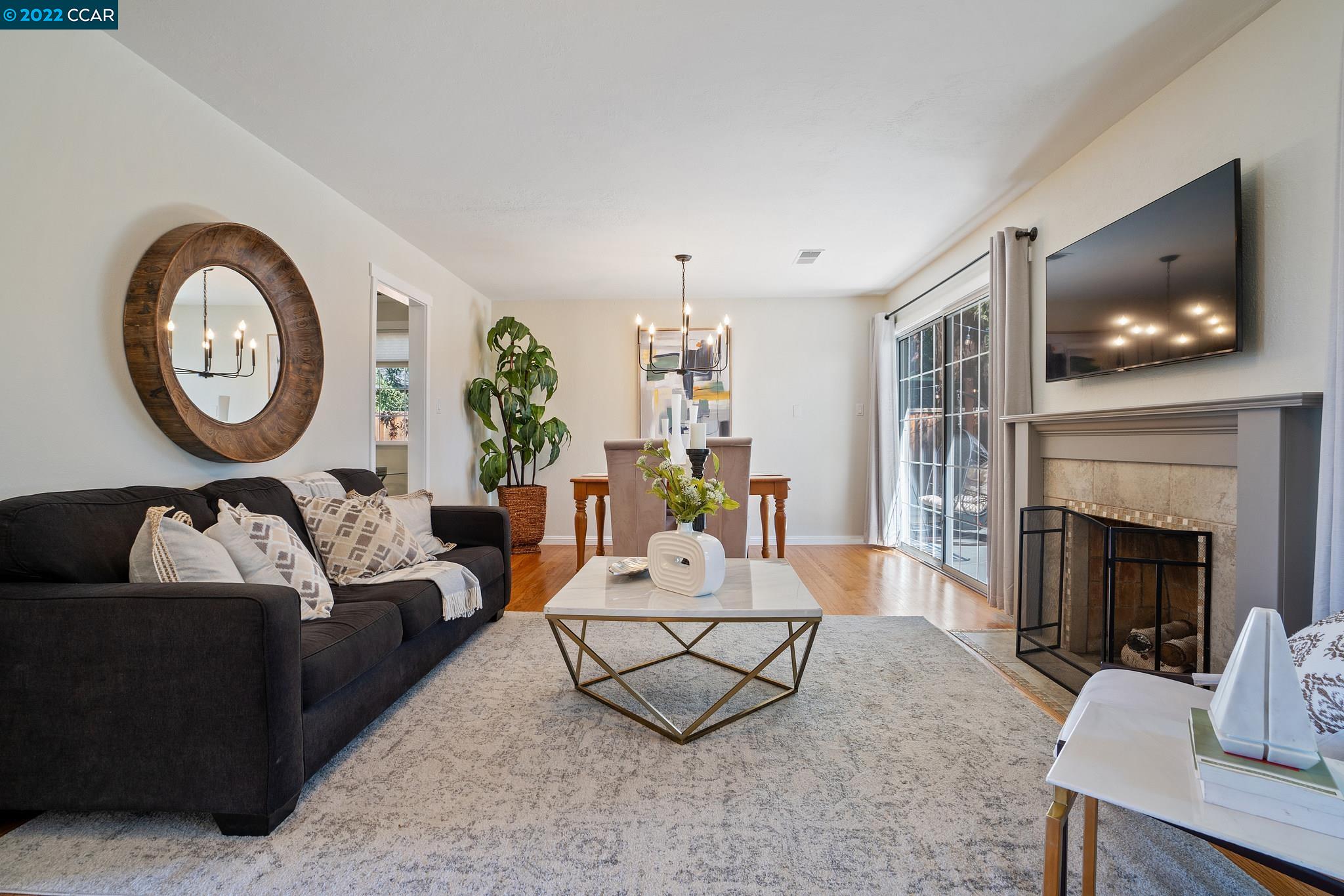 2507 Erie Dr