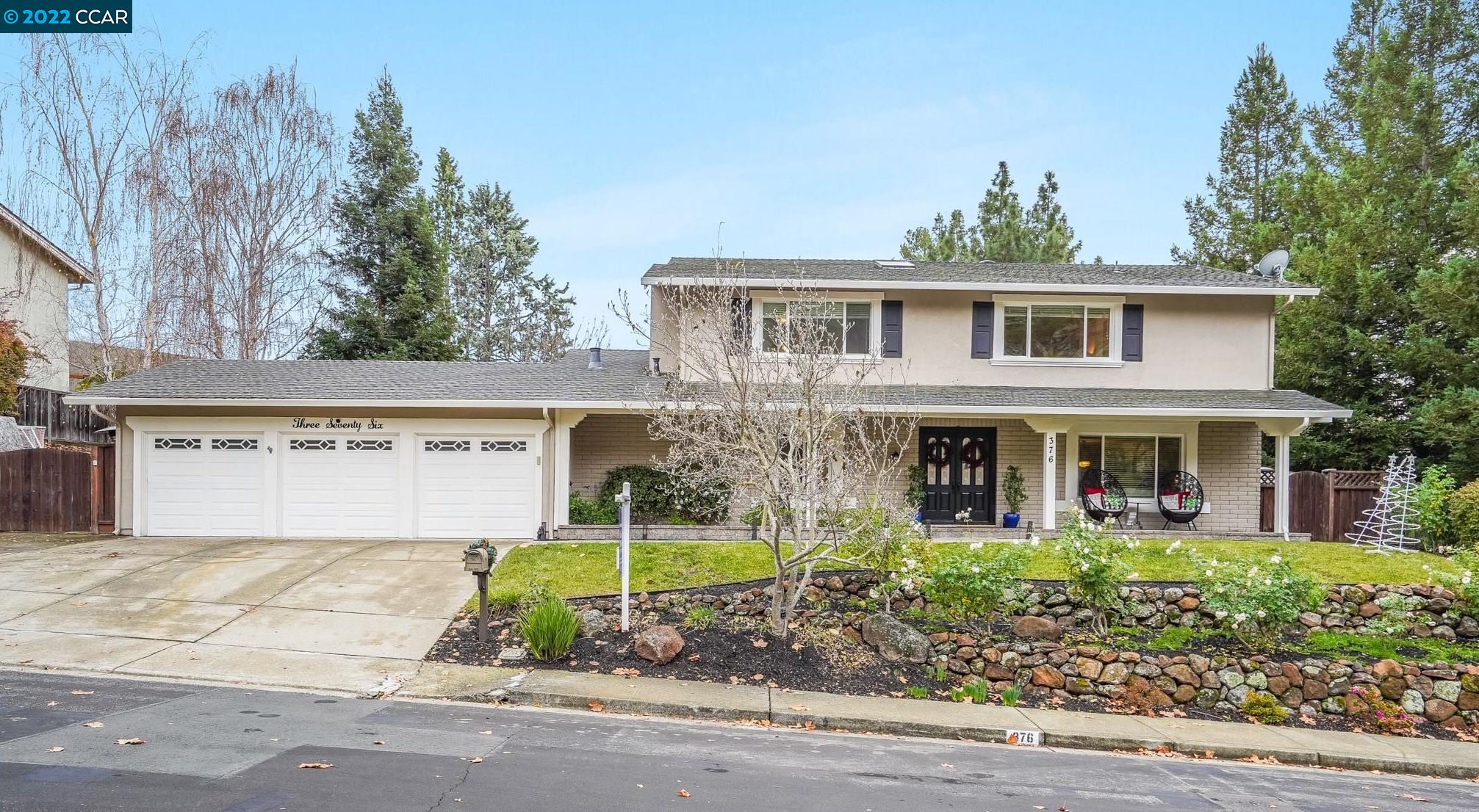 376 Borica Dr