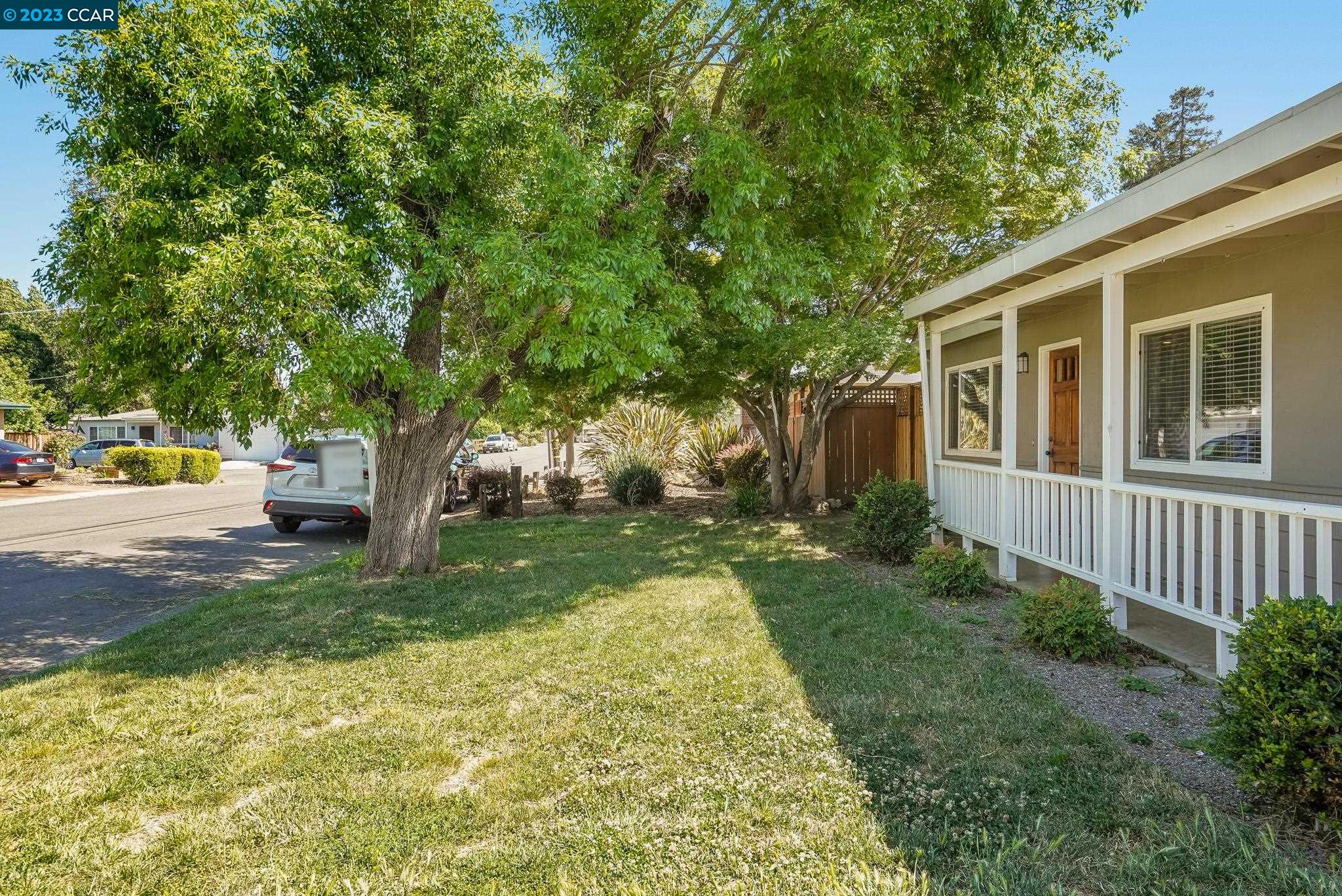 1407 Carol Dr