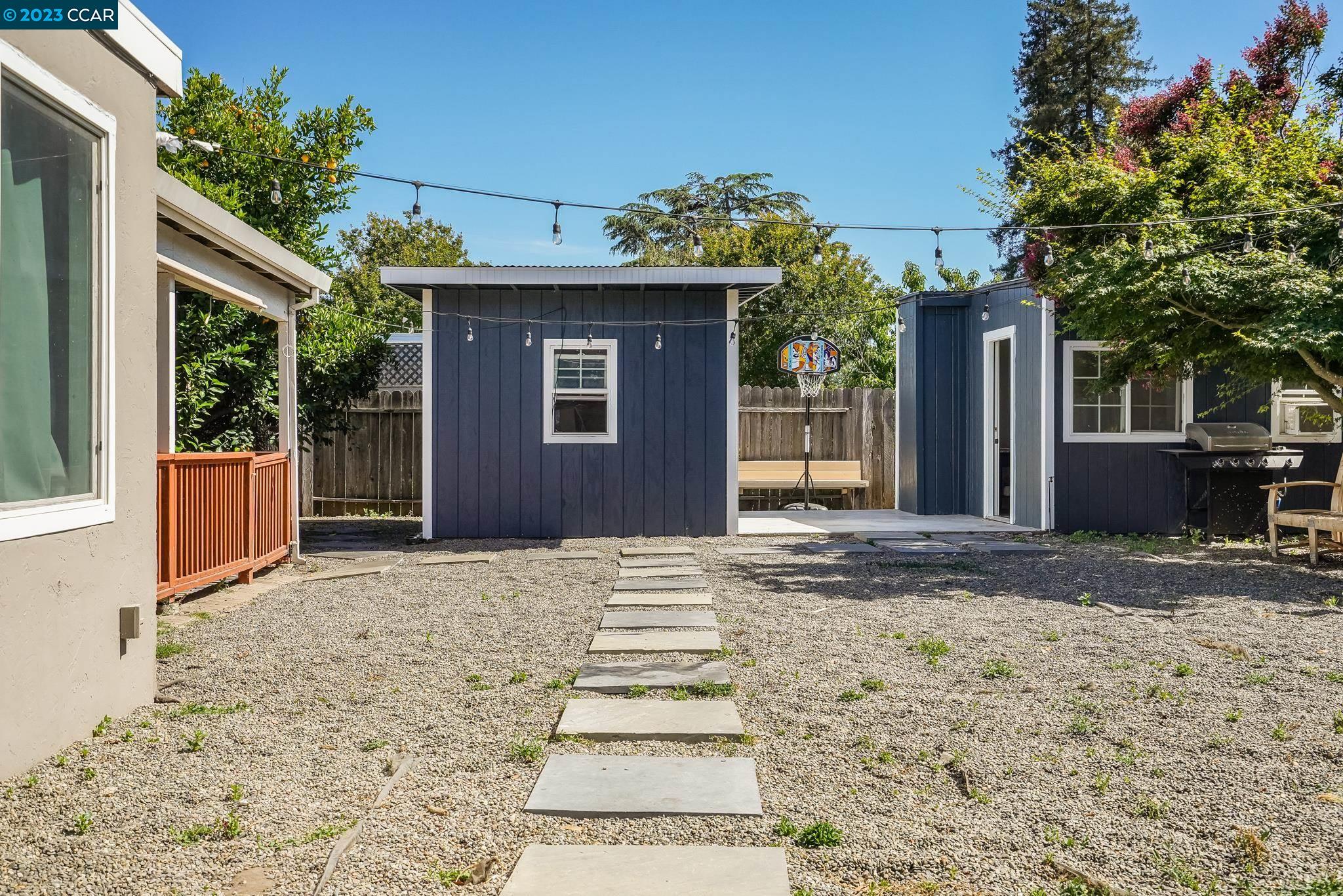 1407 Carol Dr