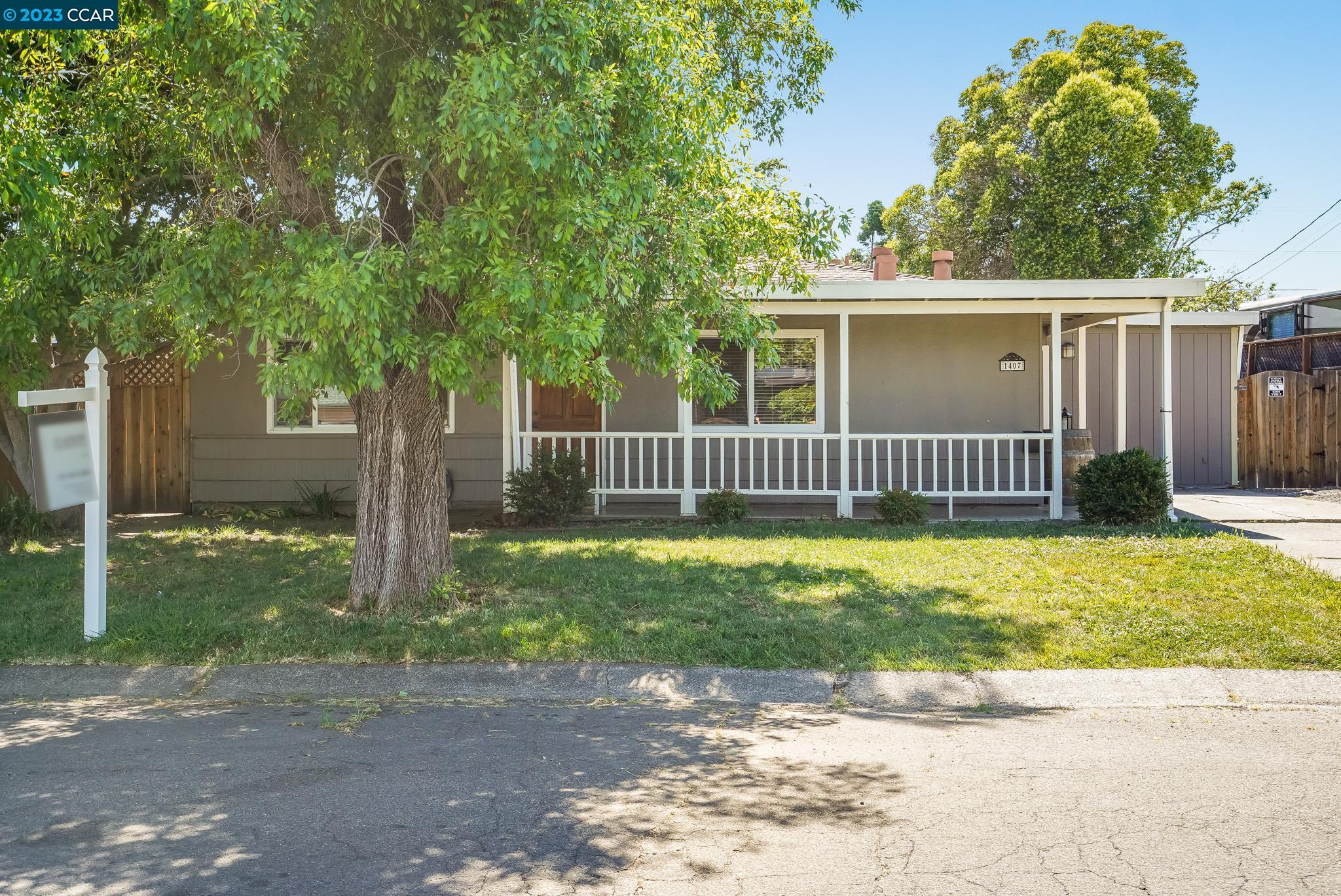 1407 Carol Dr