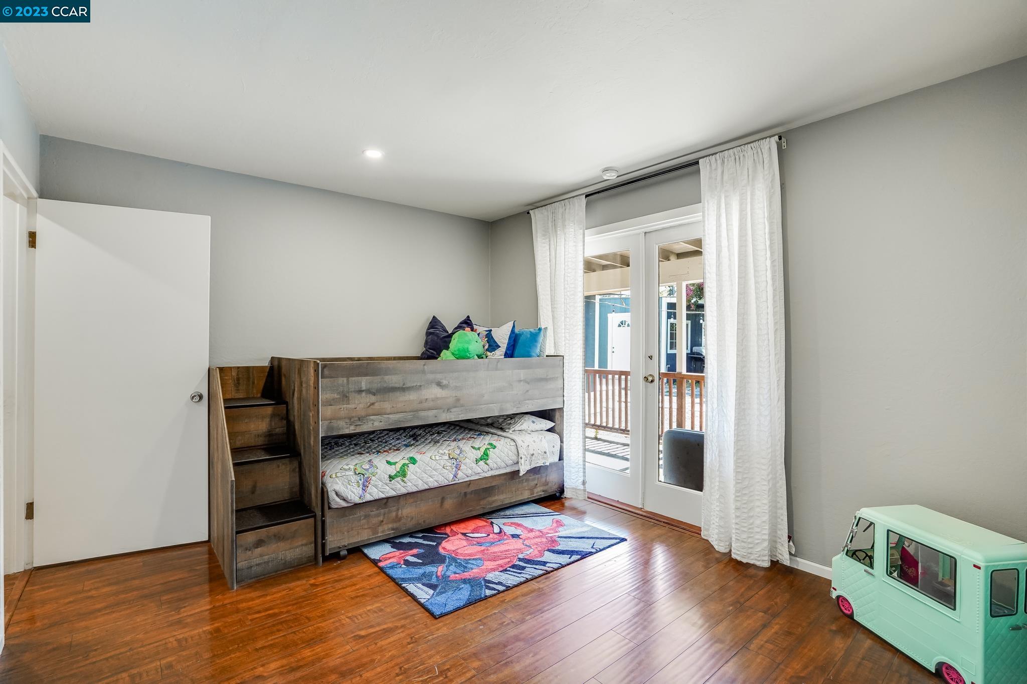 1407 Carol Dr