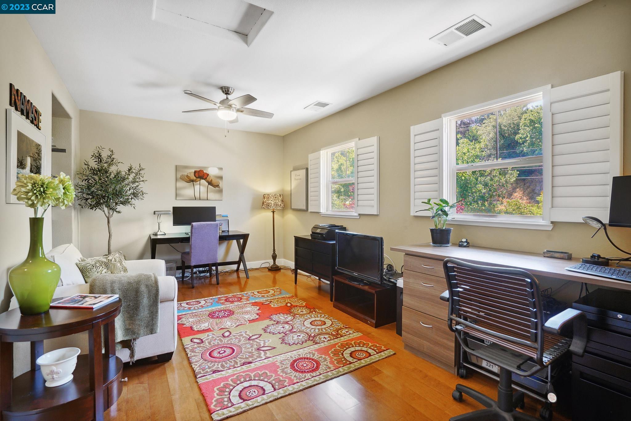 124 Sugarloaf Ct