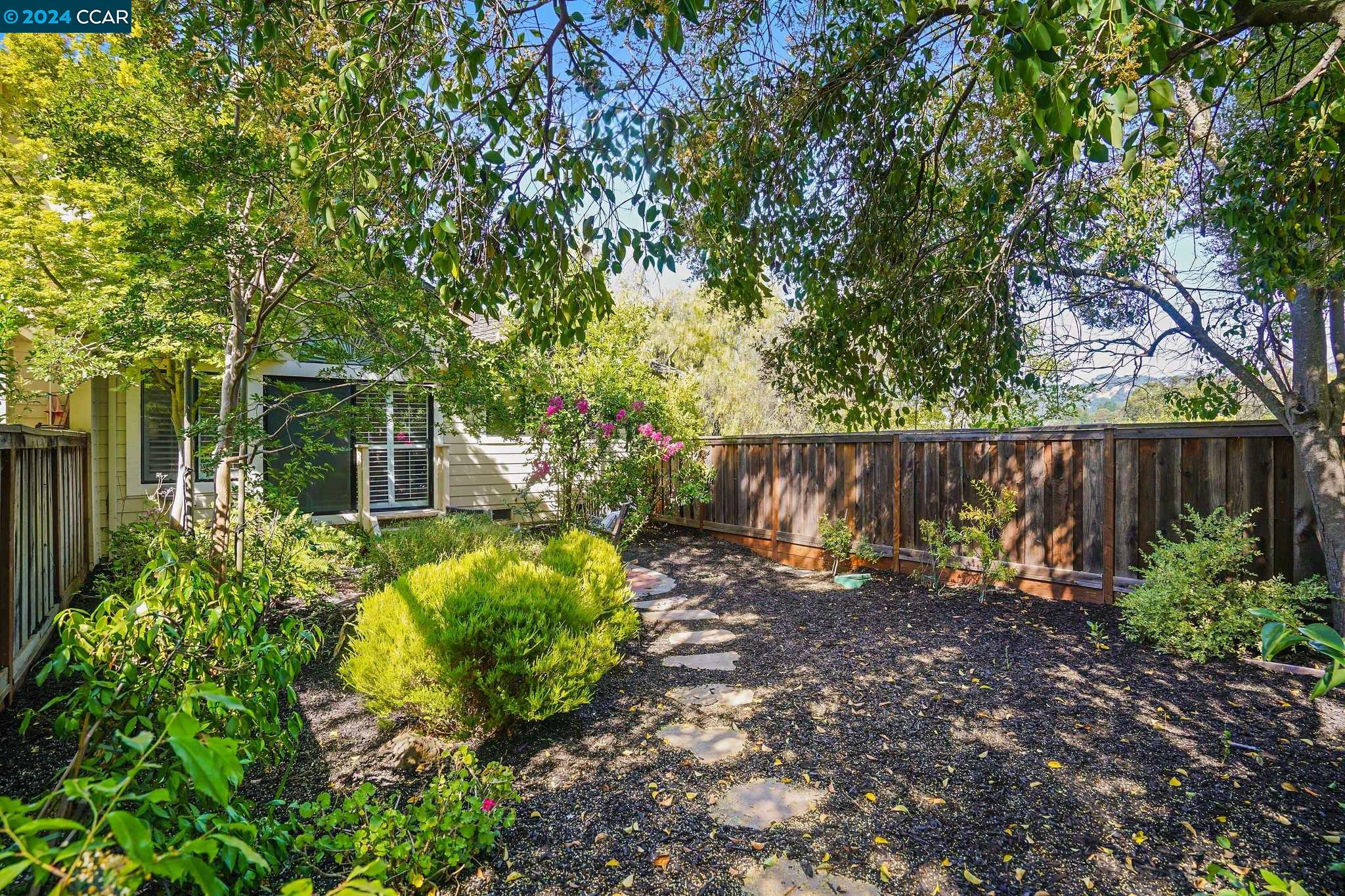 1986 Beacon Ridge Ct