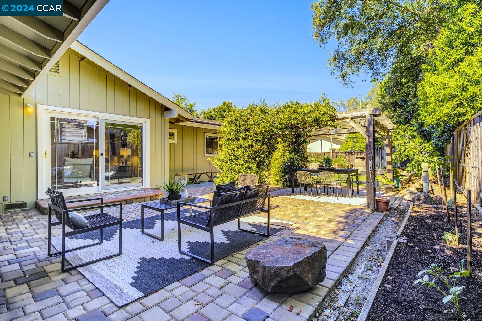 3220 Tamworth Ct