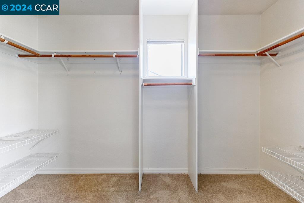 882 Tanager Rd