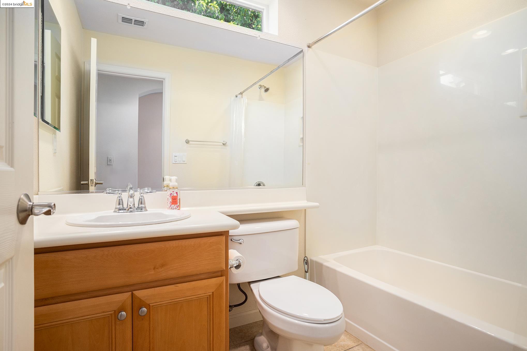 518 Anglebrook
