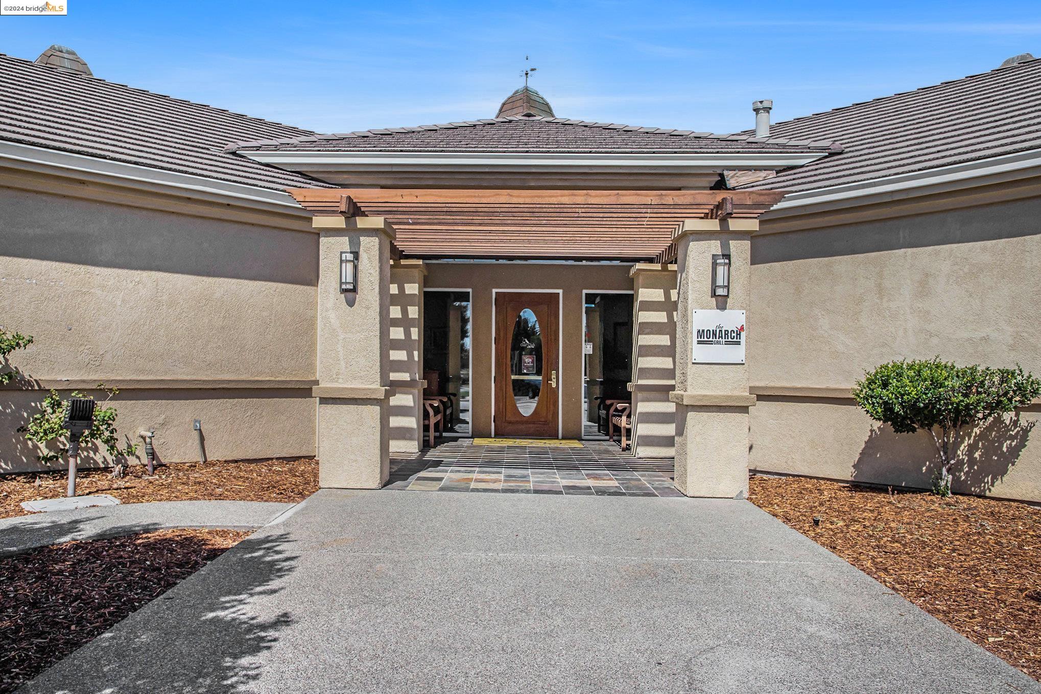 518 Anglebrook