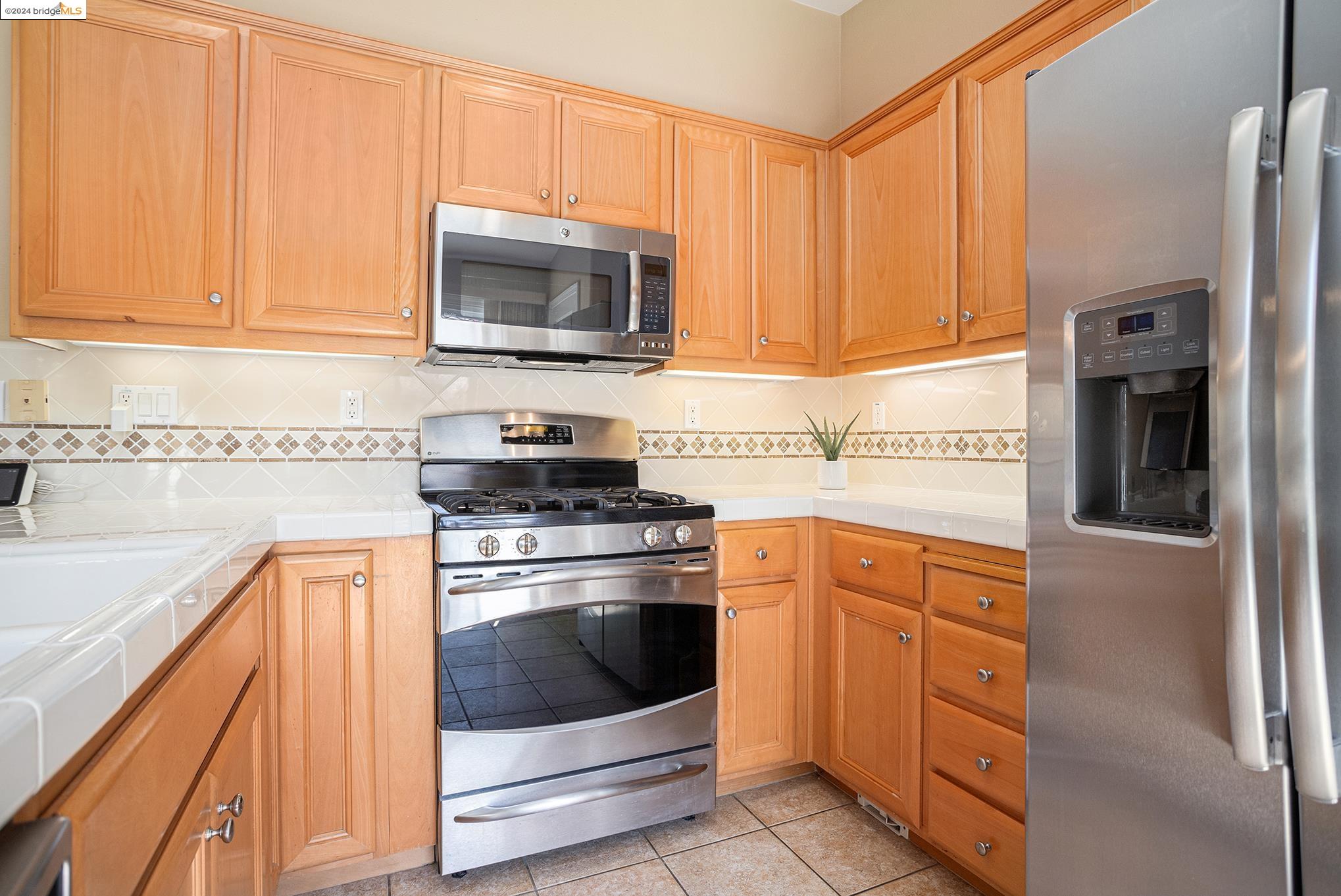 518 Anglebrook