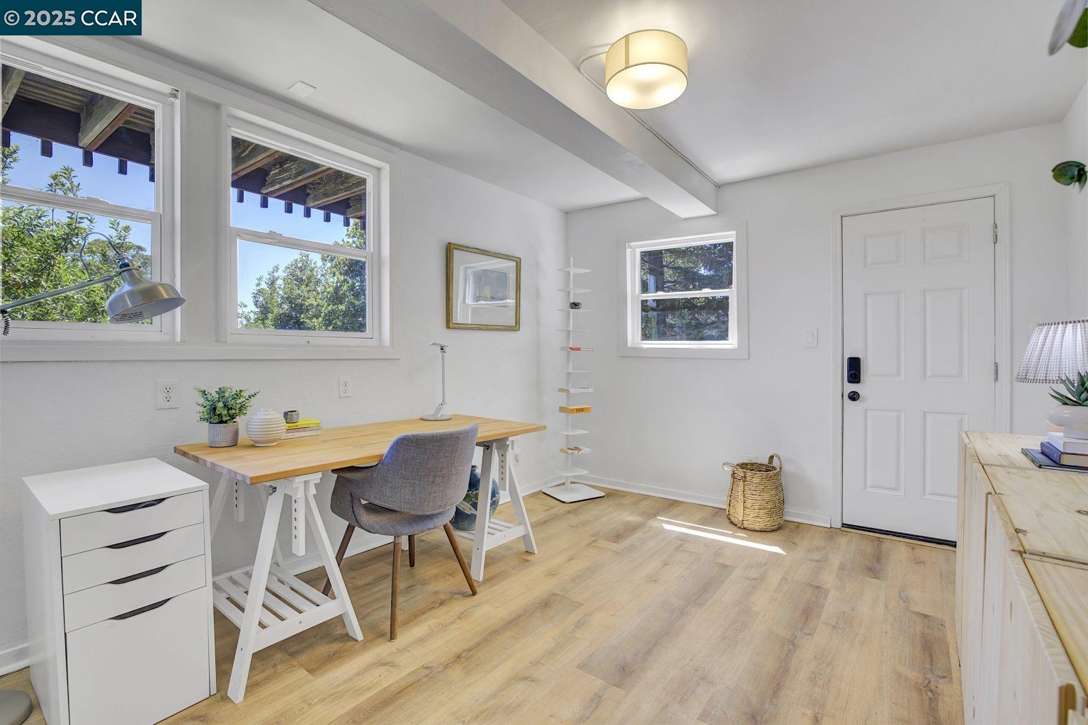 317 Seymour Ln
