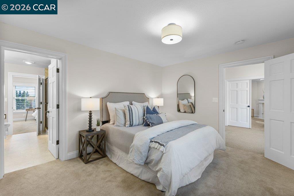 10 Crownridge Dr
