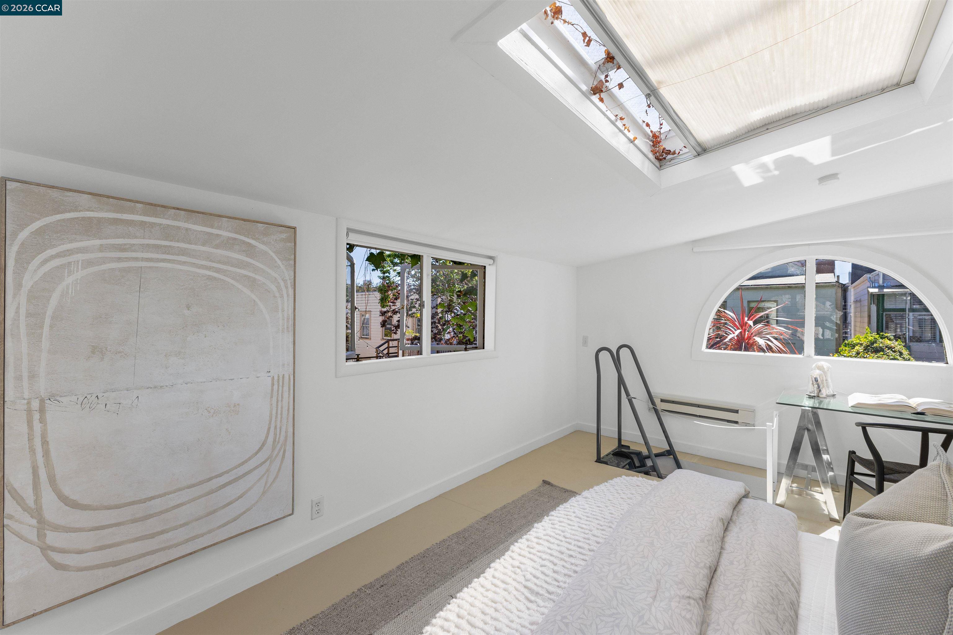 3934 Cesar Chavez St