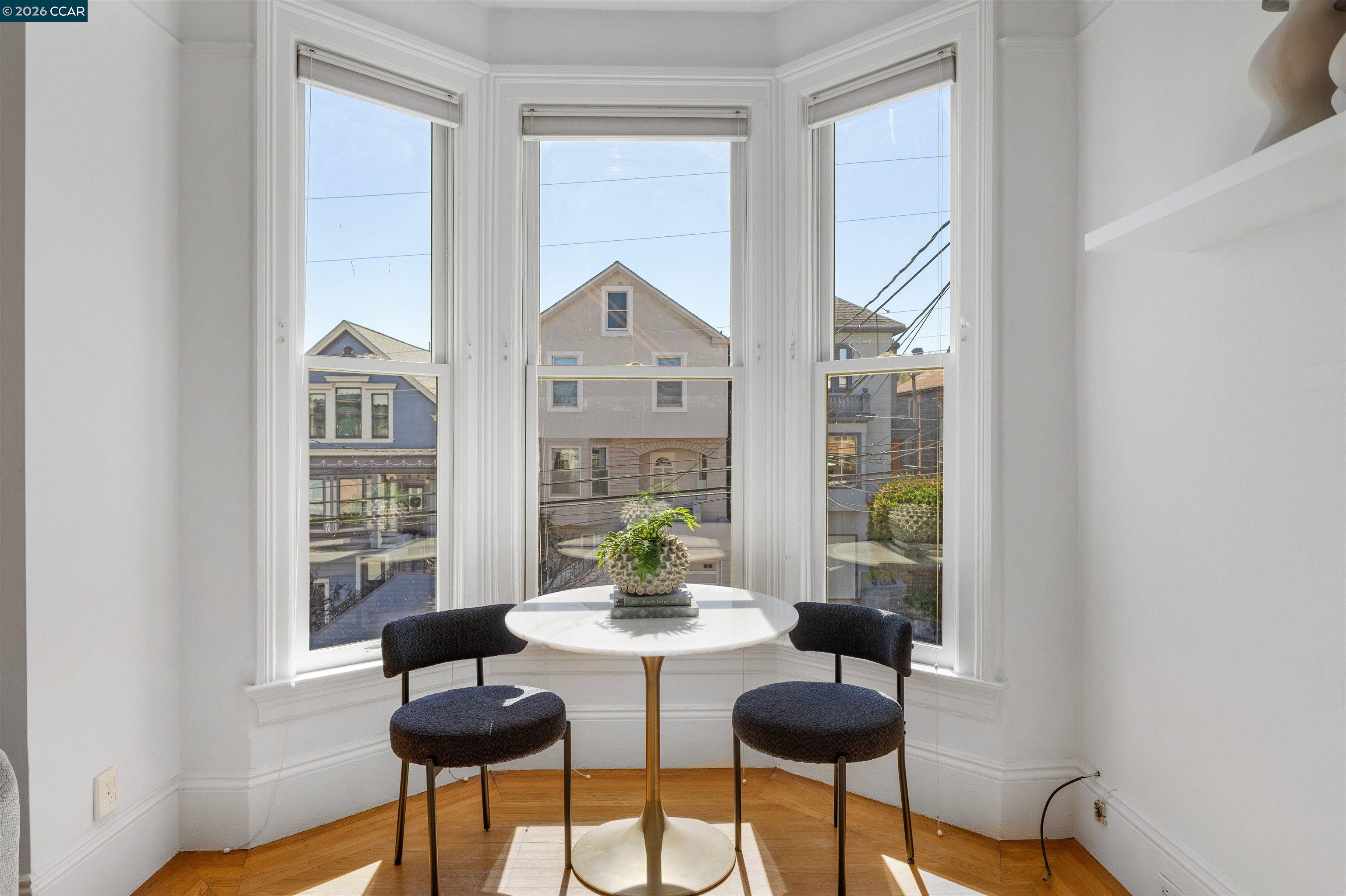 3934 Cesar Chavez St