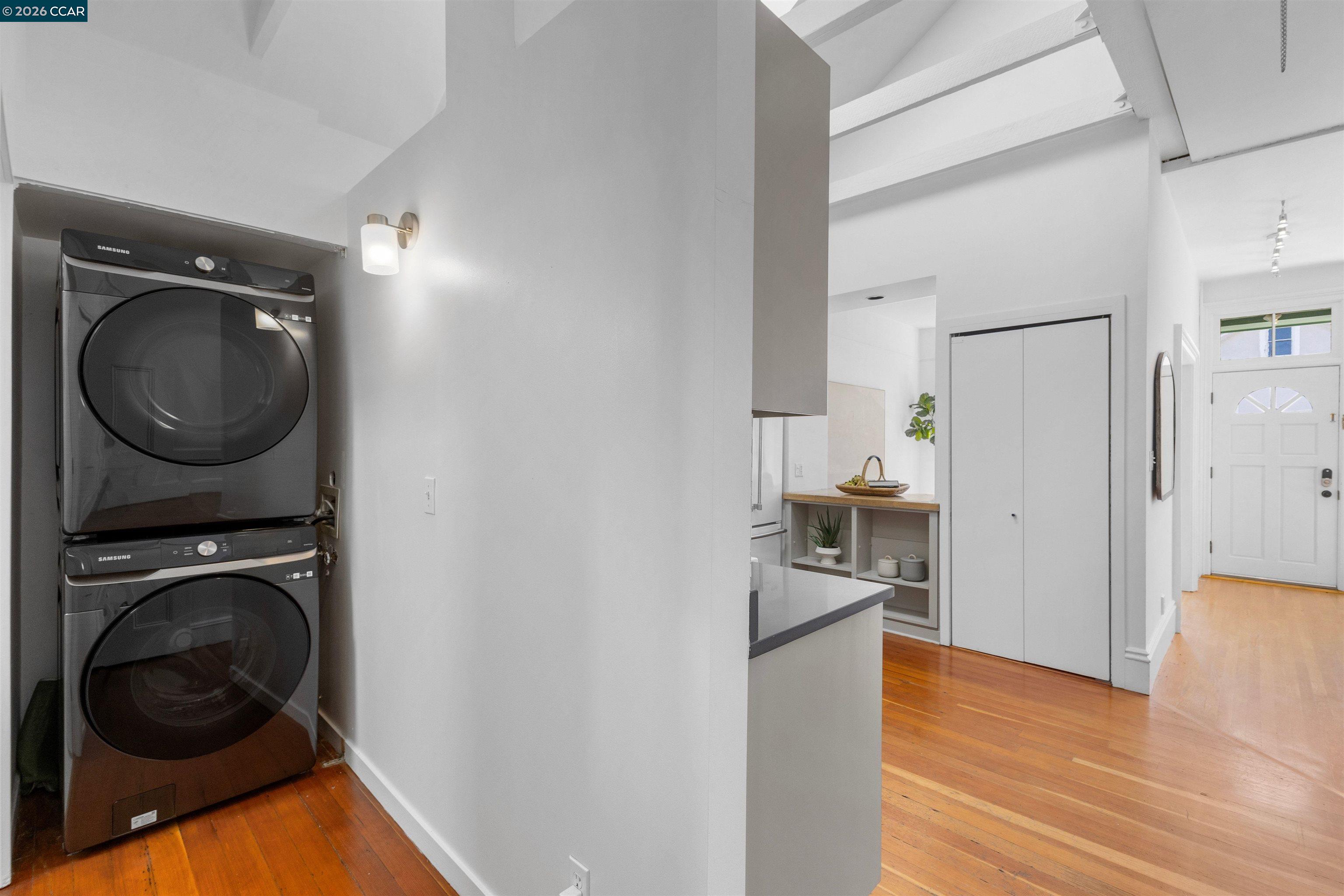 3934 Cesar Chavez St