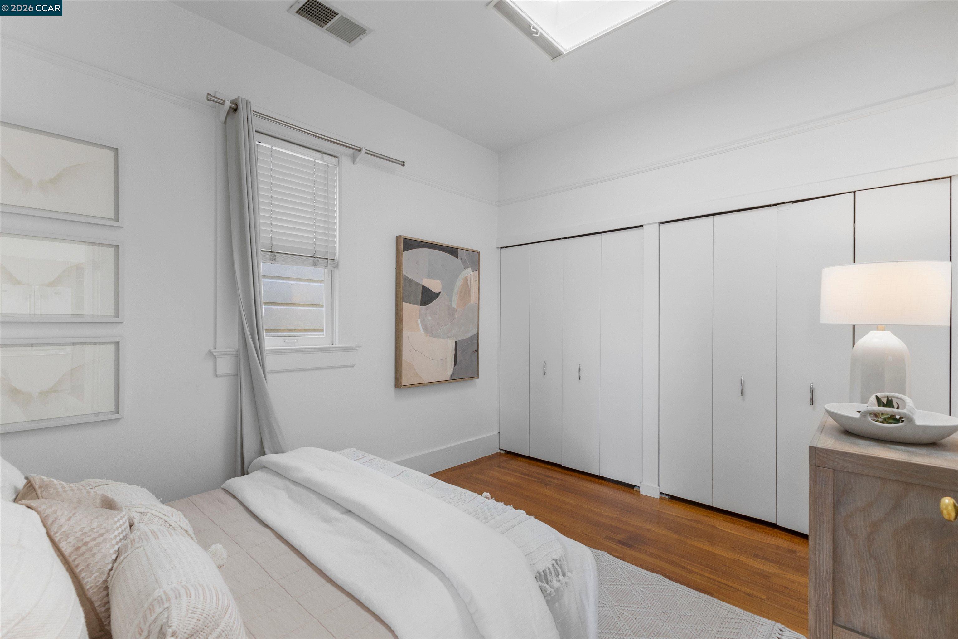 3934 Cesar Chavez St