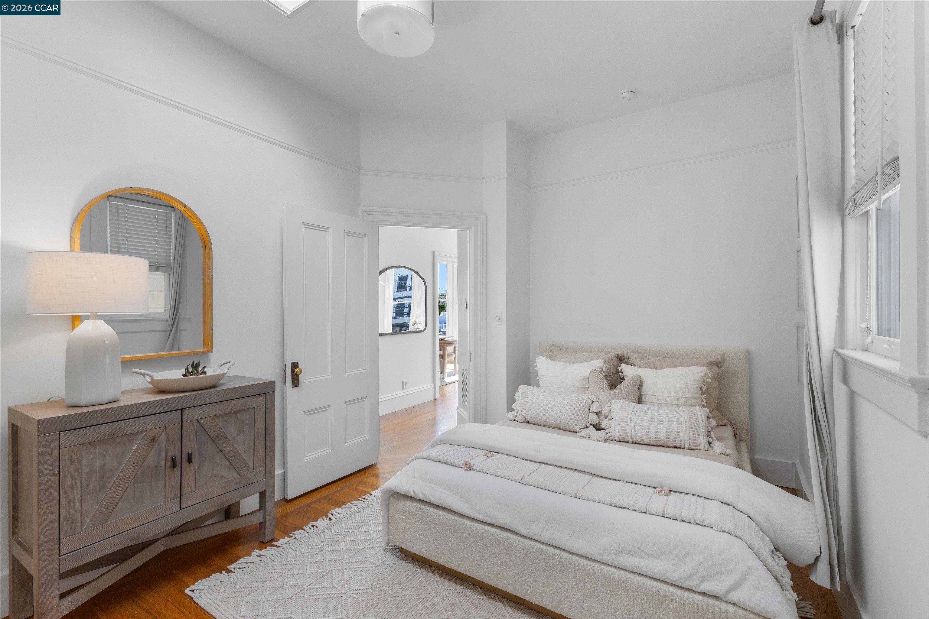 3934 Cesar Chavez St