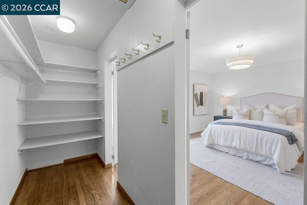 121 Bradford St