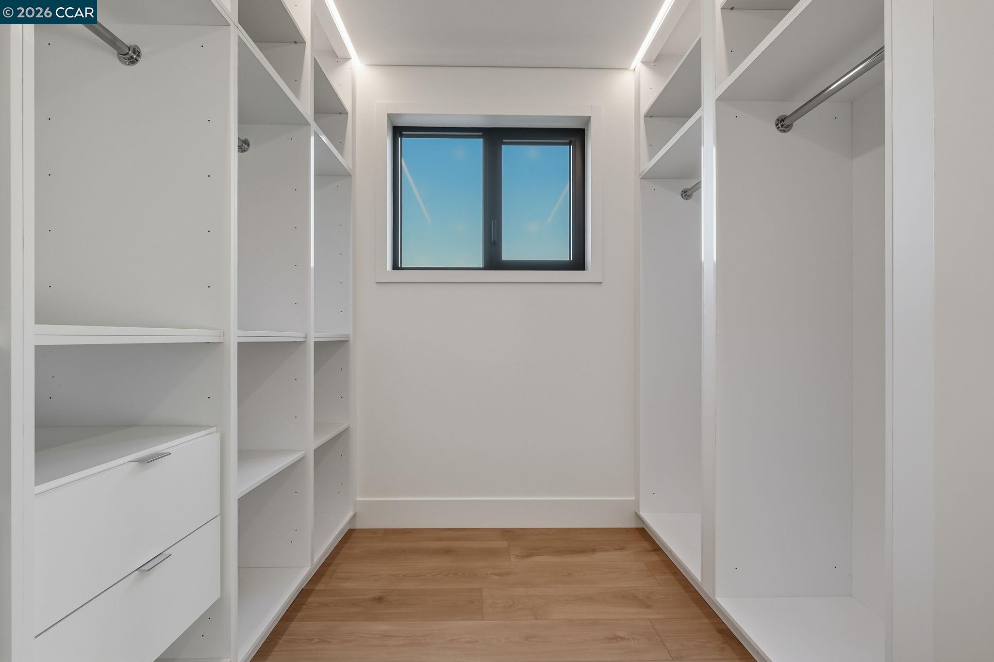 2966B Cherry Lane