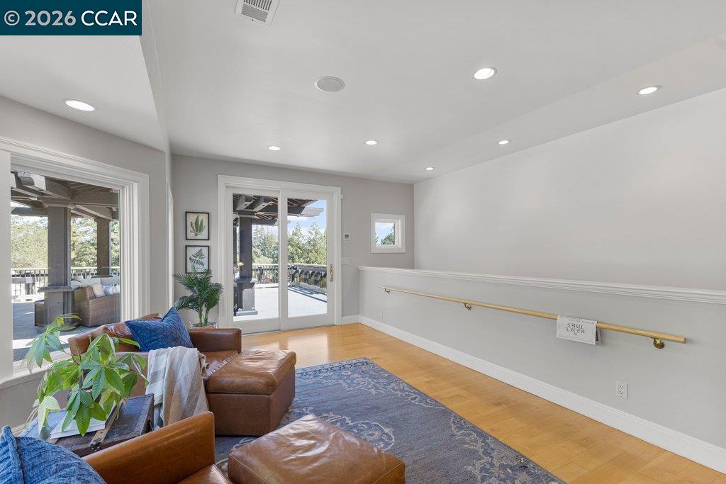 189 Oak Rd