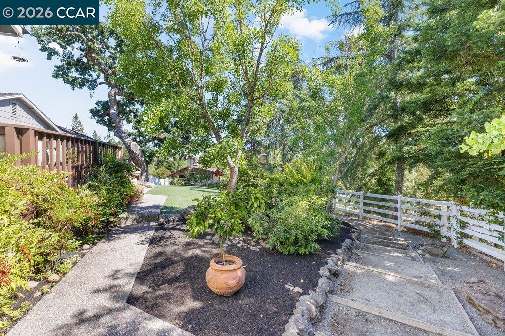 189 Oak Rd