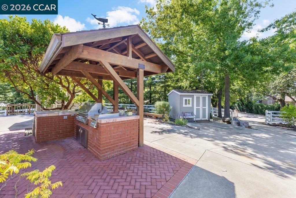 189 Oak Rd