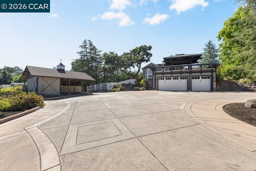 189 Oak Rd