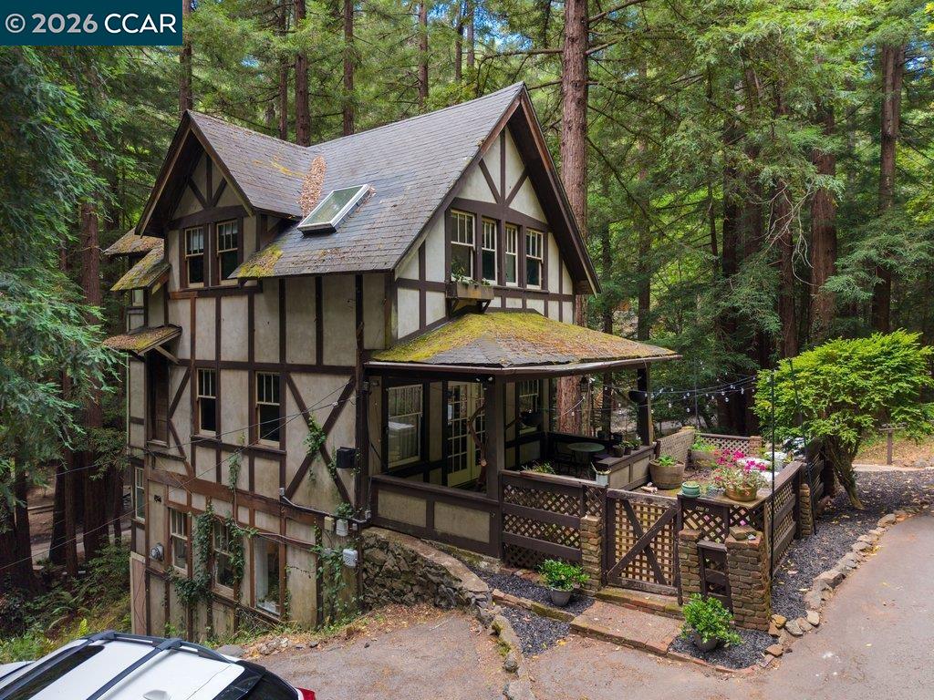 460 A Cascade Dr