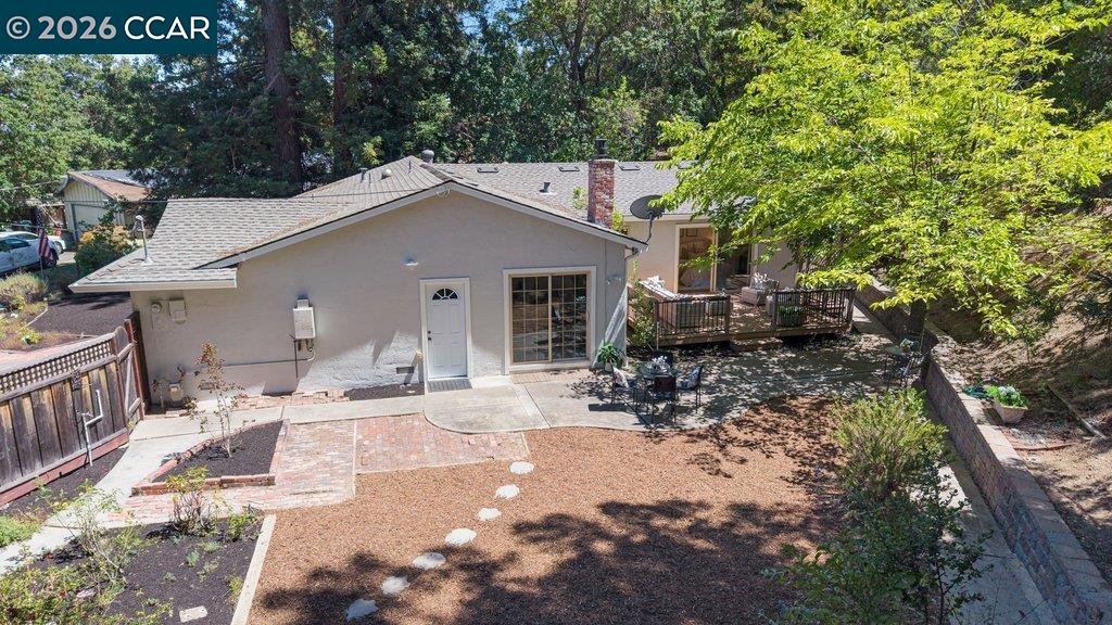 789 Charlton Dr