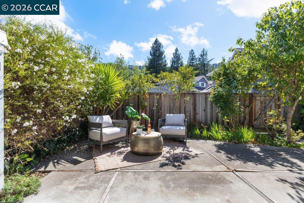143 Miramonte Dr