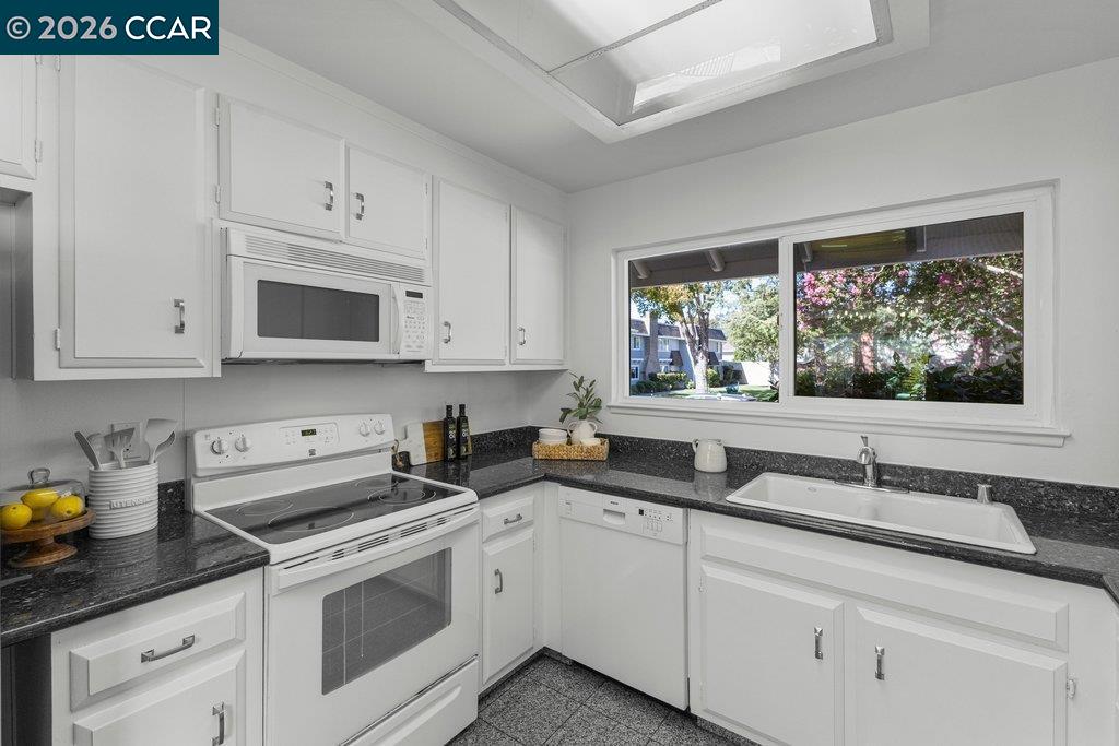 143 Miramonte Dr