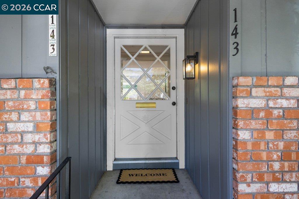 143 Miramonte Dr
