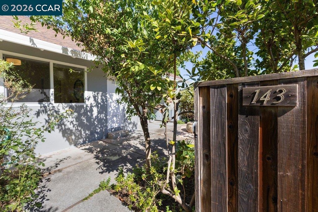 143 Miramonte Dr