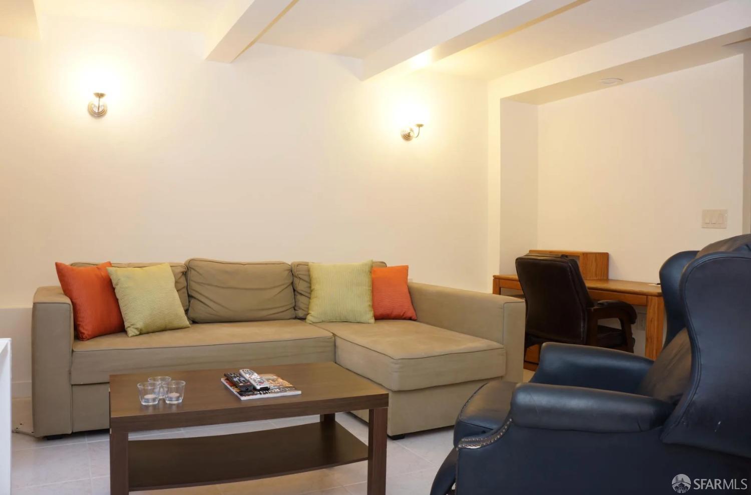 1719-1721 Lyon Street