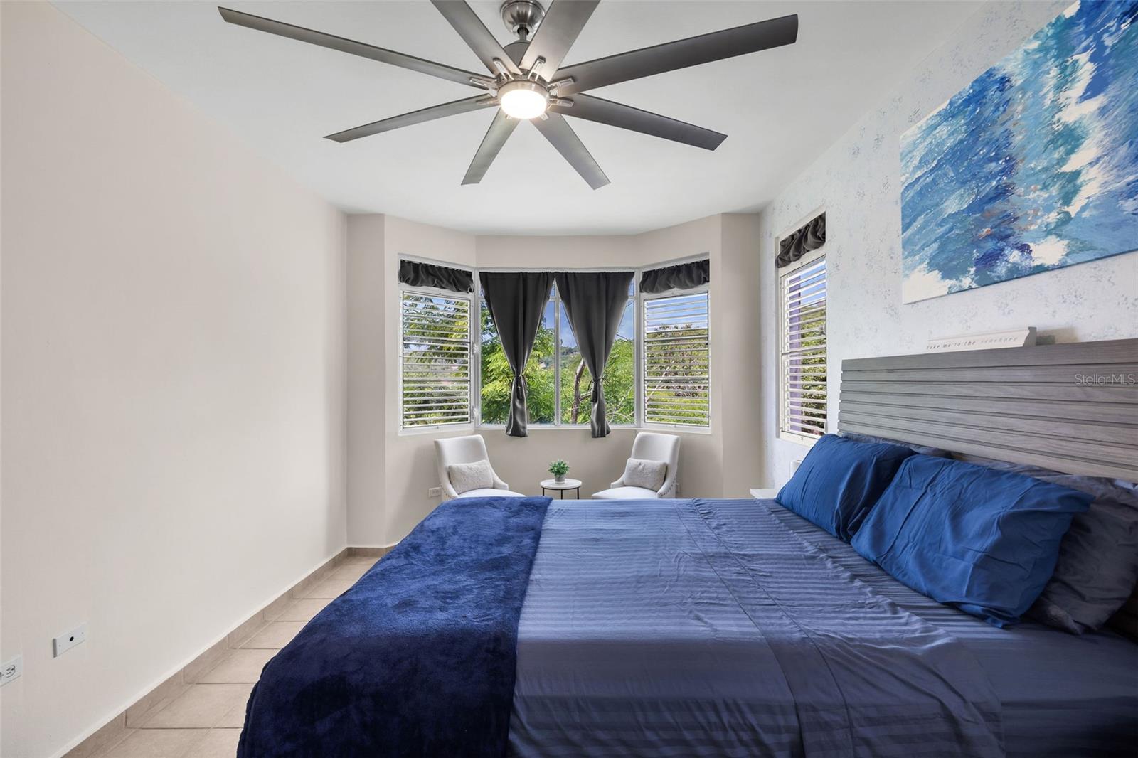 180 PALMAS DRIVE #52-03