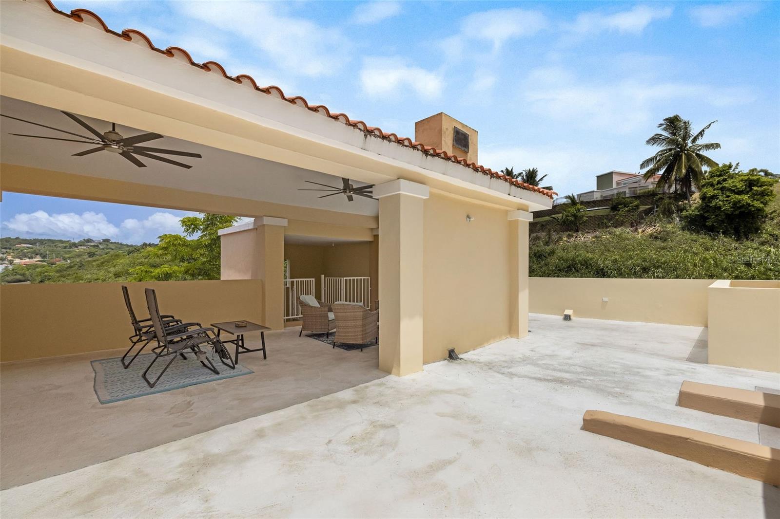 180 PALMAS DRIVE #52-03