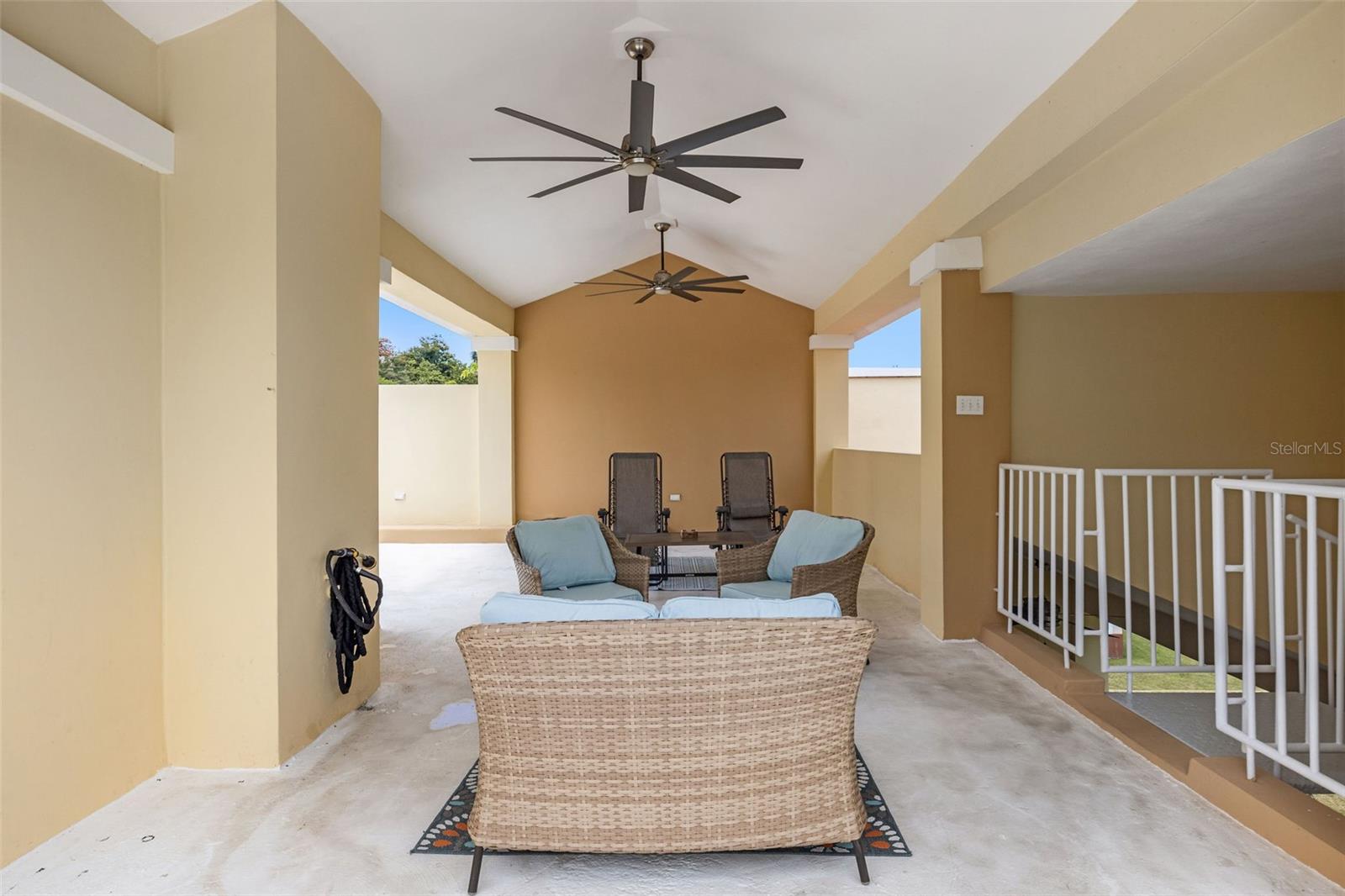 180 PALMAS DRIVE #52-03