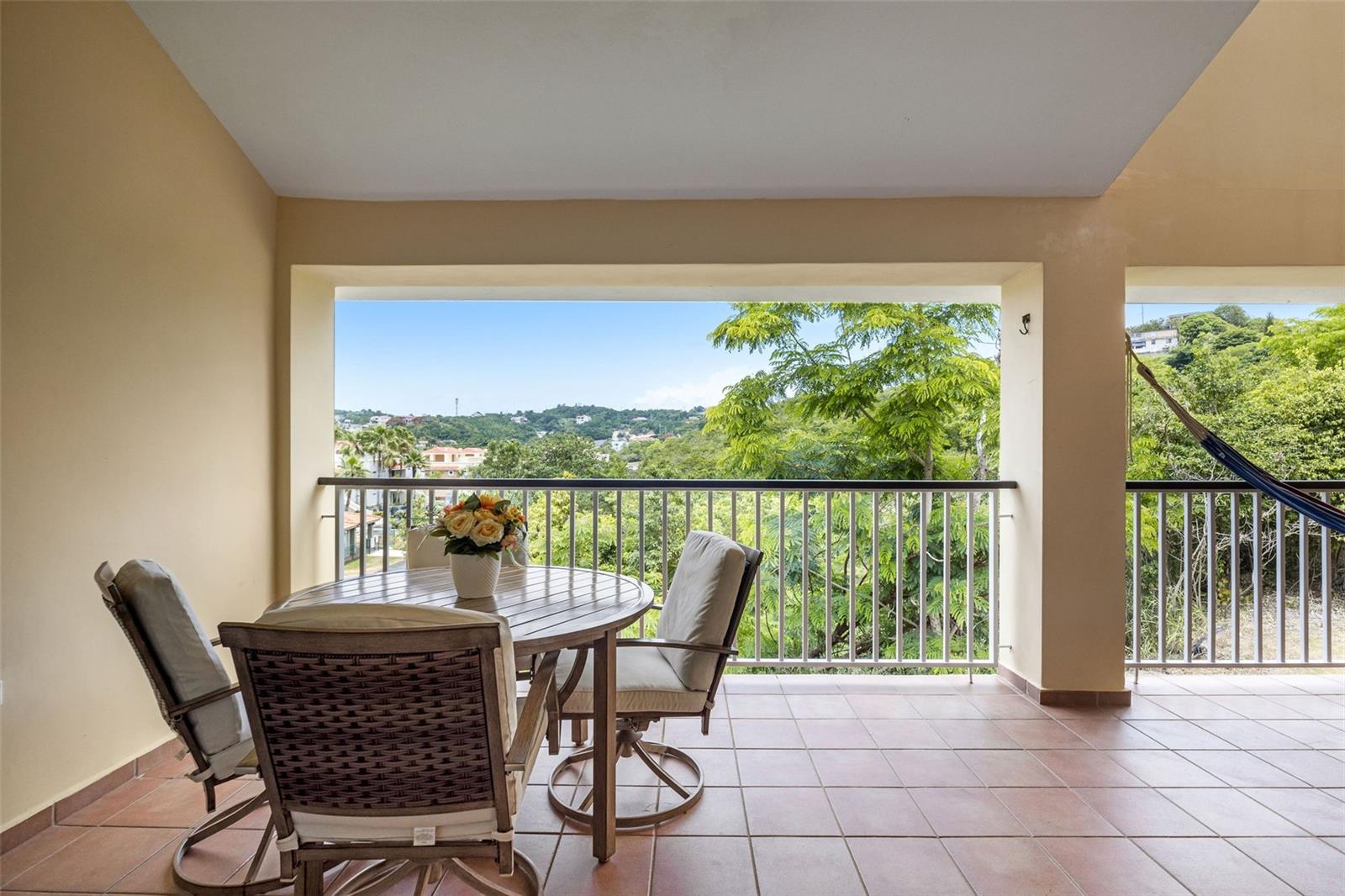 180 PALMAS DRIVE #52-03