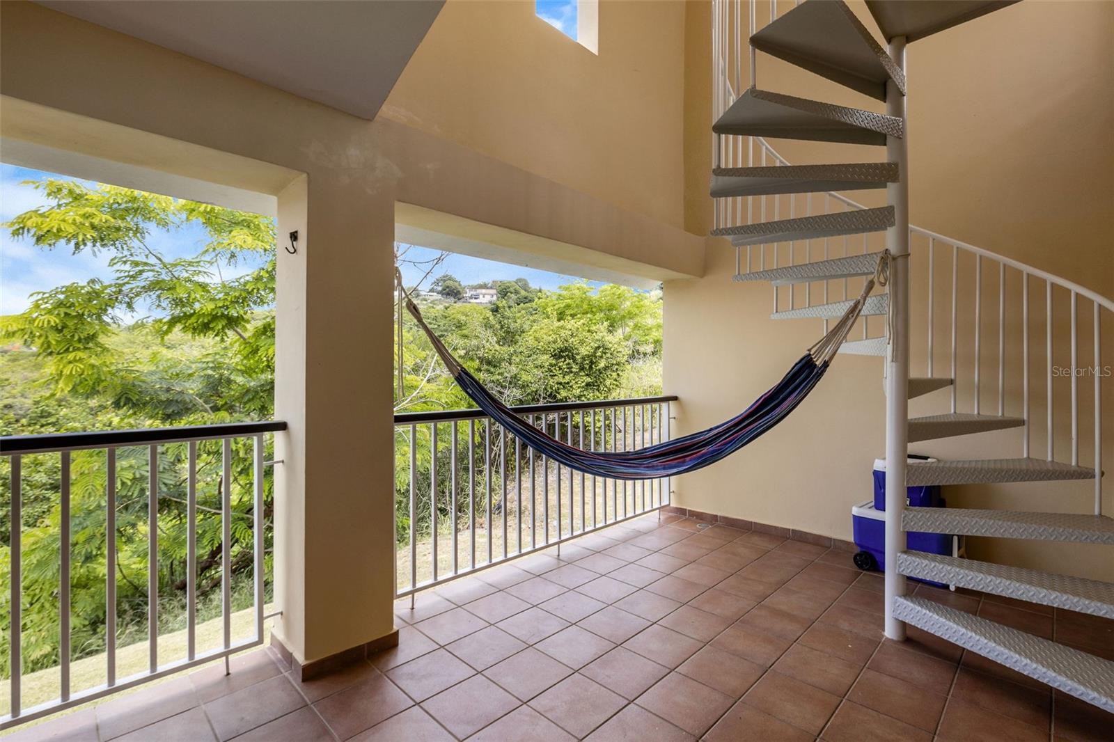 180 PALMAS DRIVE #52-03