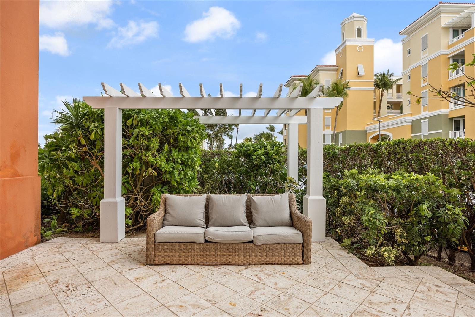 100 OCEAN DRIVE #112