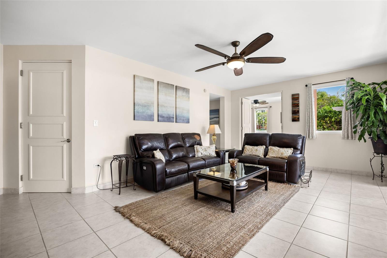 100 OCEAN DRIVE #112