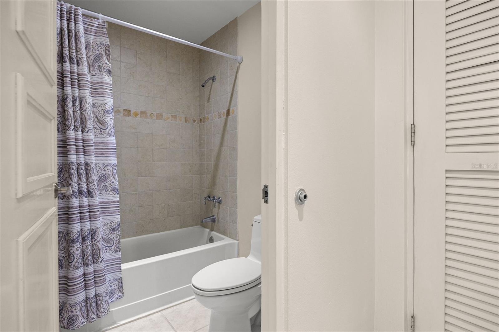 100 OCEAN DRIVE #112