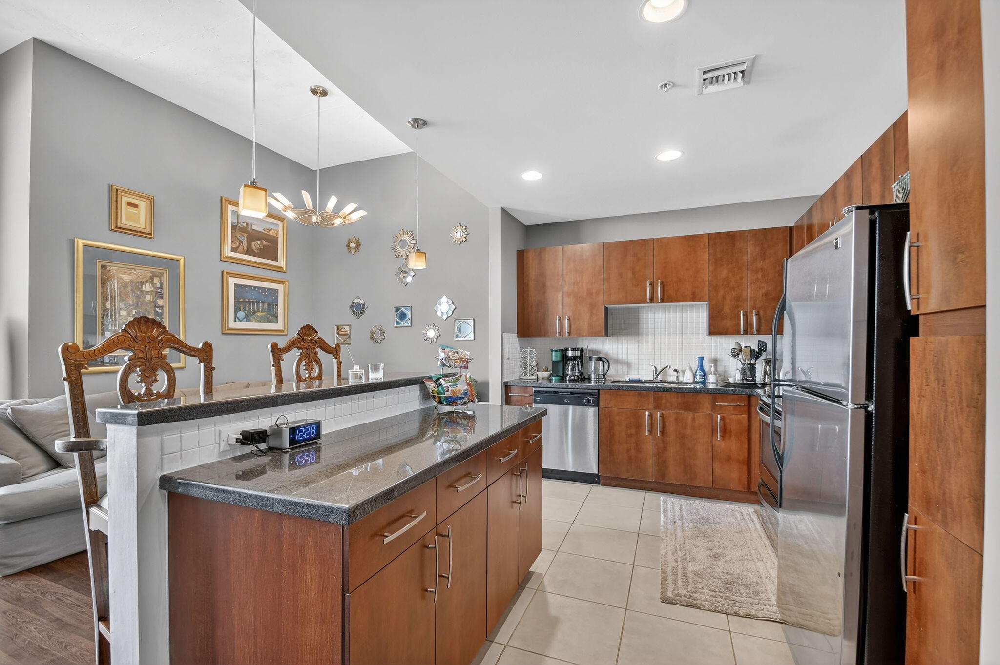 300 S Australian Avenue 1601