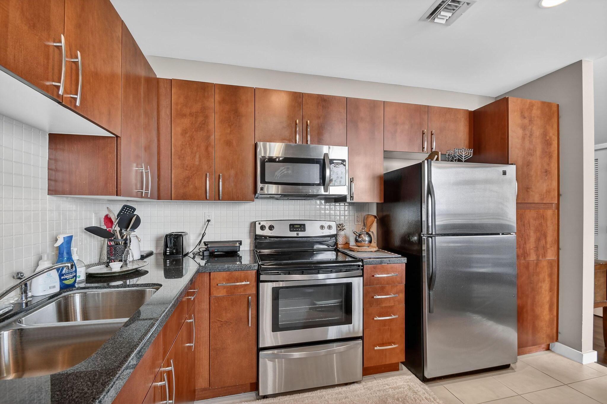 300 S Australian Avenue 1601