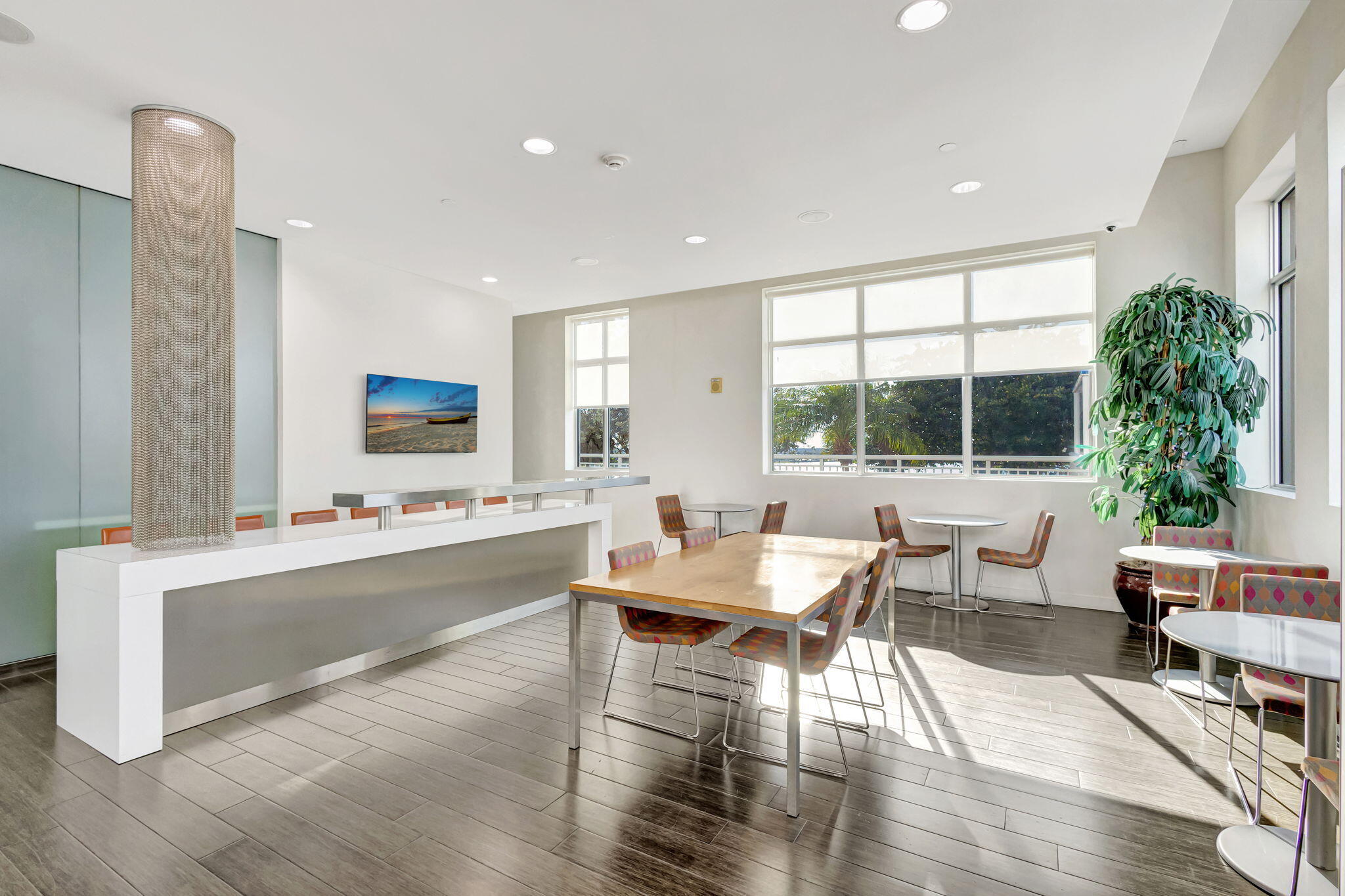 300 S Australian Avenue 1601