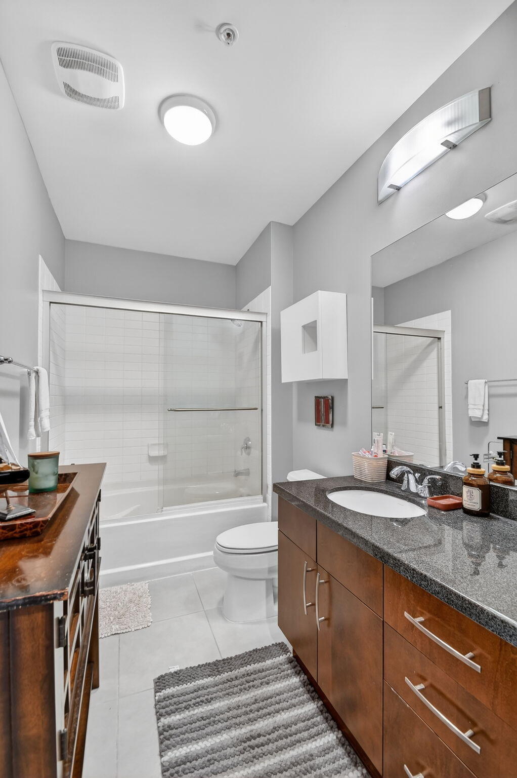 300 S Australian Avenue 1601