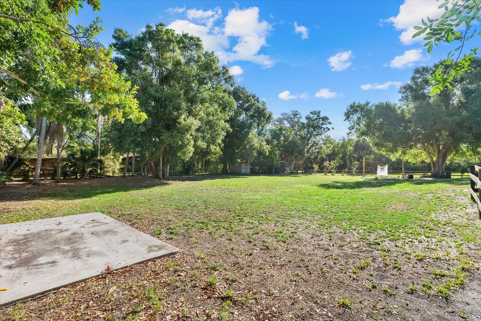 Lot 8 & 9 NUTMEG AVE #PID 0087030036