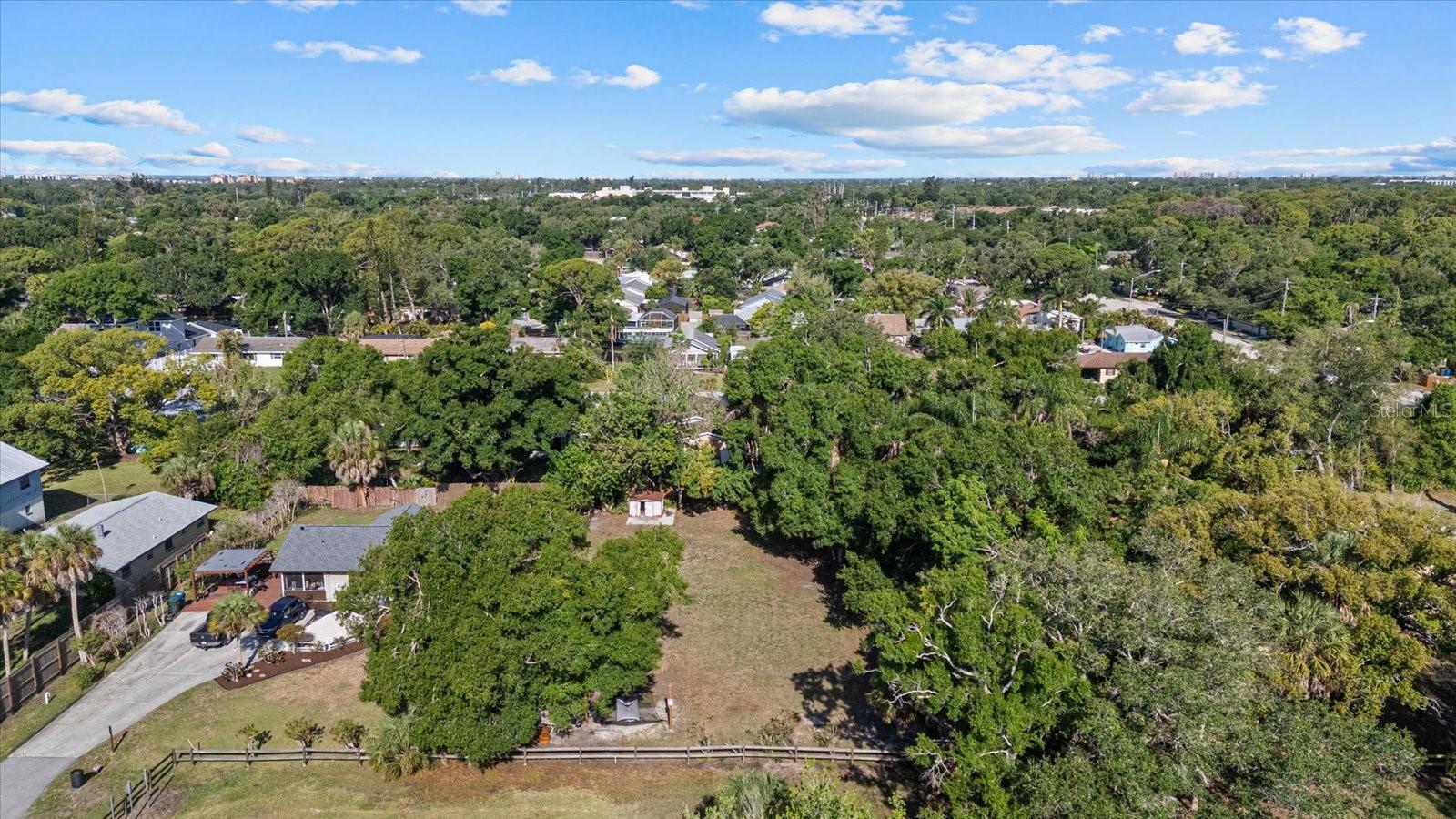Lot 8 & 9 NUTMEG AVE #PID 0087030036