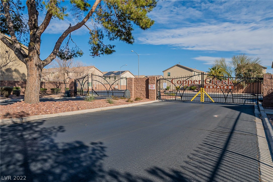 5596 Mercury Springs Drive