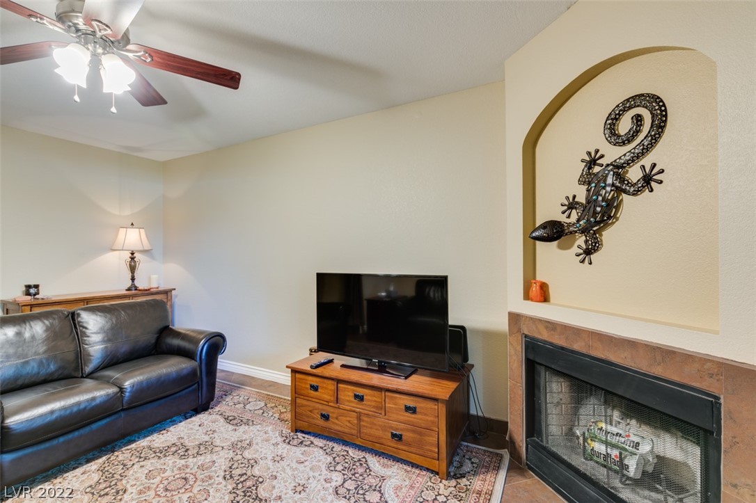 8455 W Sahara Avenue Unit: 169